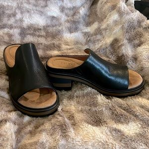 Salvia Shoes